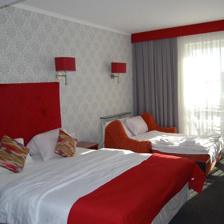 Amigo Hotel Sulejowek Luaran gambar