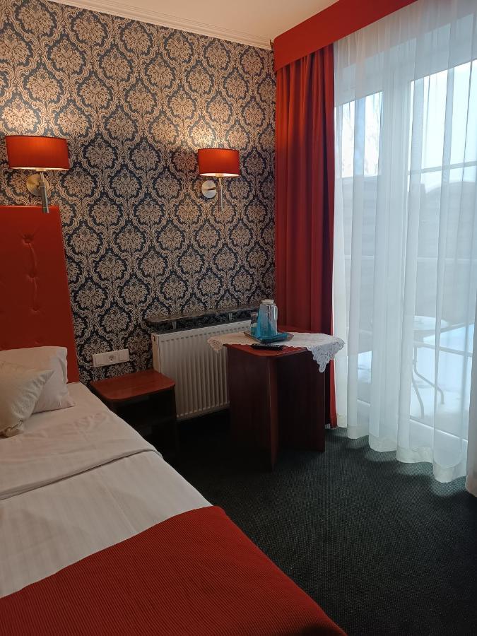 Amigo Hotel Sulejowek Luaran gambar