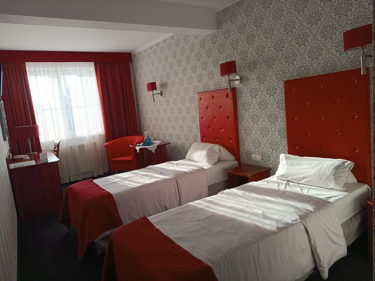 Amigo Hotel Sulejowek Luaran gambar