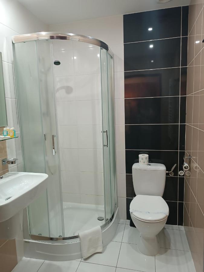 Amigo Hotel Sulejowek Luaran gambar
