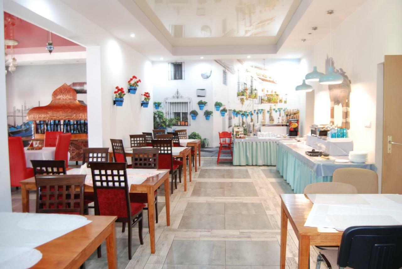 Amigo Hotel Sulejowek Luaran gambar