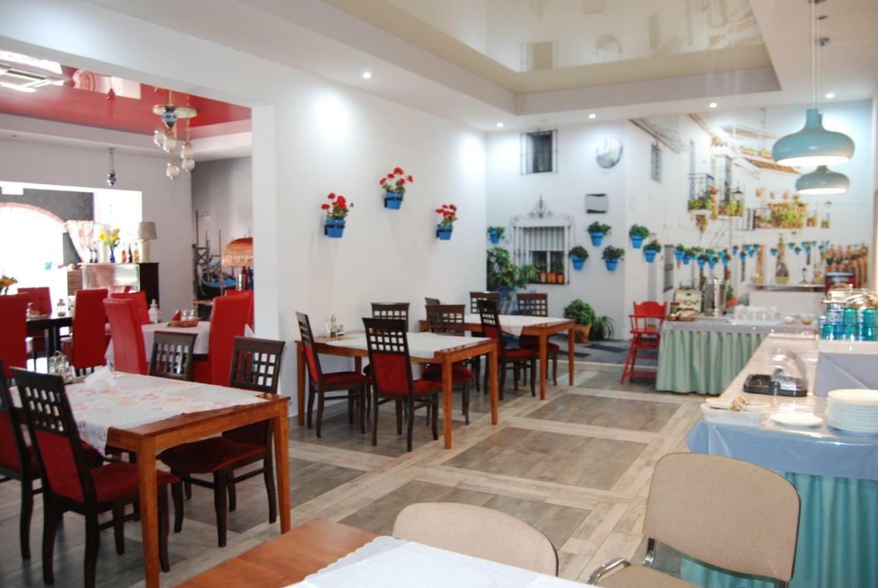 Amigo Hotel Sulejowek Luaran gambar
